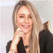 ¡Hola! Soy Carolina Quimbay y quiero ser tu tutora de español